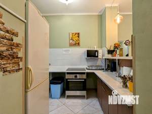 Дом 500м&sup2;, 3-этажный, посуточно, 