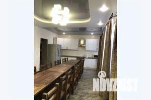 Дом 250м&sup2;, 2-этажный, посуточно, 