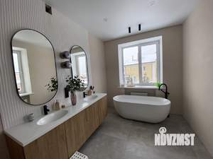 Коттедж 200м², 2-этажный, на длительный срок, 
