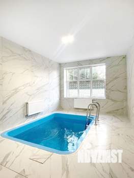 Дом 370м&sup2;, 3-этажный, посуточно, 