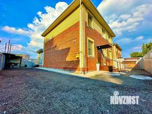 Дом 235м&sup2;, 2-этажный, посуточно, 