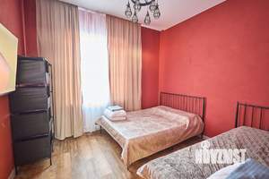 Дом 500м&sup2;, 2-этажный, посуточно, 