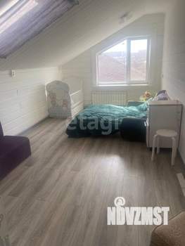 Дом 200м², 2-этажный, на длительный срок, 