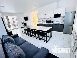 Дом 236м², 2-этажный, посуточно, 