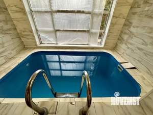 Дом 150м&sup2;, 3-этажный, посуточно, 