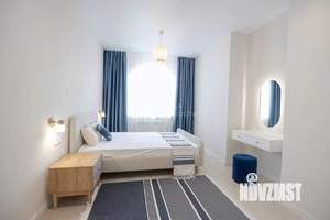 Дом 303м&sup2;, 3-этажный, на длительный срок, 