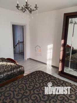 Дом 310м², 3-этажный, на длительный срок, 