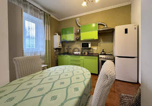 Дом 160м², 2-этажный, на длительный срок, 