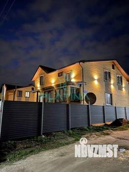 Дом 220м&sup2;, 2-этажный, на длительный срок, 