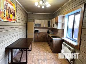 Дом 140м&sup2;, 2-этажный, посуточно, 