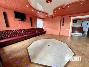 Дом 550м&sup2;, 3-этажный, посуточно, 