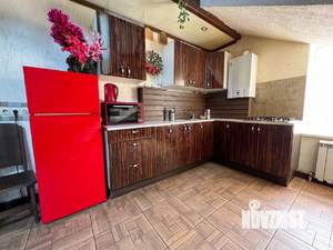 Дом 180м², 2-этажный, посуточно, 