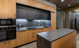 Дом 300м², 2-этажный, на длительный срок, 