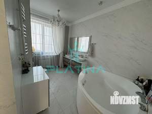 Дом 268м², 2-этажный, на длительный срок, 