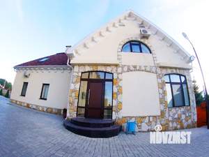 Дом 300м&sup2;, 2-этажный, посуточно, 