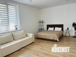 Дом 168м&sup2;, 2-этажный, посуточно, 