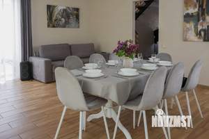 Дом 140м&sup2;, 2-этажный, на длительный срок, 