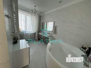 Дом 268м&sup2;, 2-этажный, на длительный срок, 