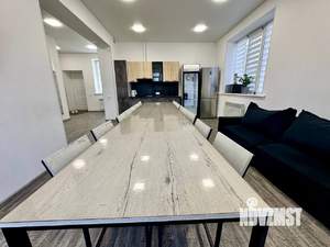 Дом 156м&sup2;, 2-этажный, посуточно, 