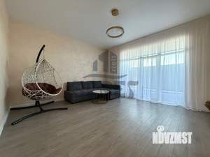 Коттедж 270м&sup2;, 2-этажный, на длительный срок, 