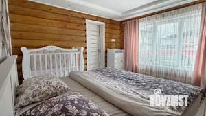 Дом 200м&sup2;, 2-этажный, посуточно, 