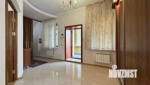 Коттедж 160м², 2-этажный, на длительный срок, 