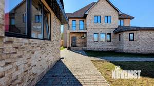 Дом 300м&sup2;, 2-этажный, посуточно, 