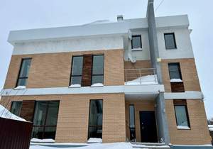 Дом 250м&sup2;, 3-этажный, на длительный срок, 