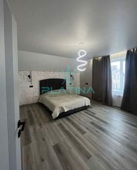 Дом 220м², 2-этажный, на длительный срок, 