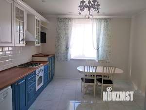 Коттедж 130м², 2-этажный, на длительный срок, 