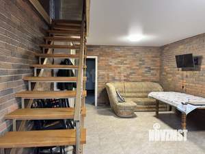 Дом 100м², 2-этажный, на длительный срок, 