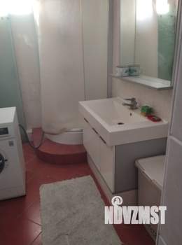 Коттедж 200м², 2-этажный, на длительный срок, 