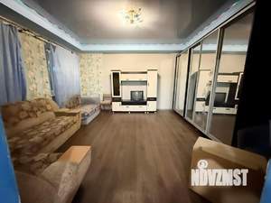 Дом 60м², 2-этажный, на длительный срок, 