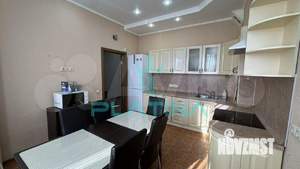 Таунхаус 180м², 3-этажный, на длительный срок, 