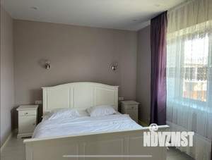 Дом 200м², 2-этажный, посуточно, 