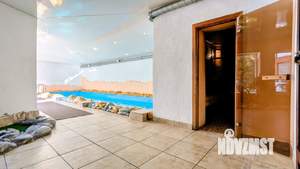 Дом 460м&sup2;, 2-этажный, посуточно, 