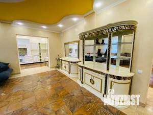 Дом 650м&sup2;, 2-этажный, посуточно, 