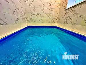 Дом 240м&sup2;, 2-этажный, посуточно, 