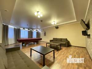 Дом 460м&sup2;, 2-этажный, посуточно, 