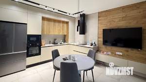 Дом 110м², 2-этажный, на длительный срок, 