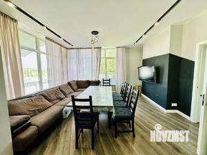 Дом 250м&sup2;, 2-этажный, посуточно, 