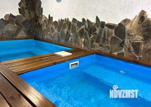 Дом 180м&sup2;, 2-этажный, посуточно, 