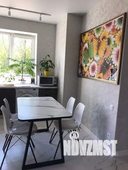 Дом 80м&sup2;, 2-этажный, посуточно, 