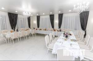 Дом 300м&sup2;, 3-этажный, посуточно, 