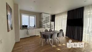 Дом 150м², 2-этажный, на длительный срок, 
