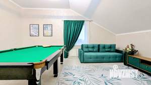 Дом 500м&sup2;, 3-этажный, посуточно, 