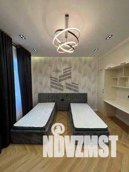 Коттедж 160м², 2-этажный, на длительный срок, 
