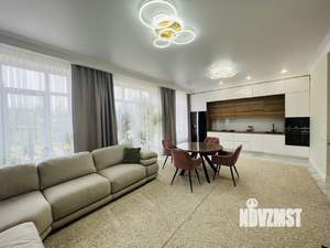 Дом 250м², 2-этажный, на длительный срок, 