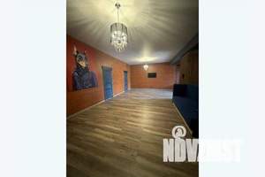 Дом 600м&sup2;, 3-этажный, посуточно, 