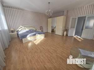 Дом 480м&sup2;, 3-этажный, посуточно, 